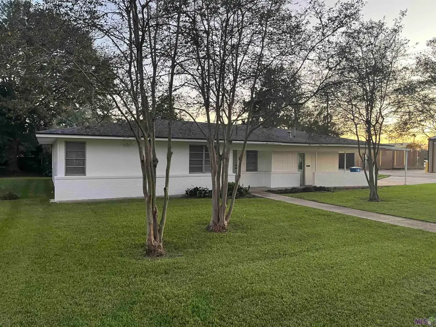 755 Maryland Ave, Port Allen, LA 70767 - Image #3