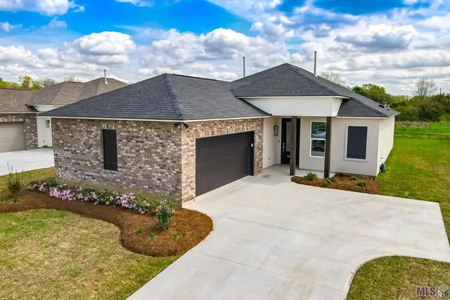 18906 Pharlap Way, Zachary, LA 70791 - Image #2