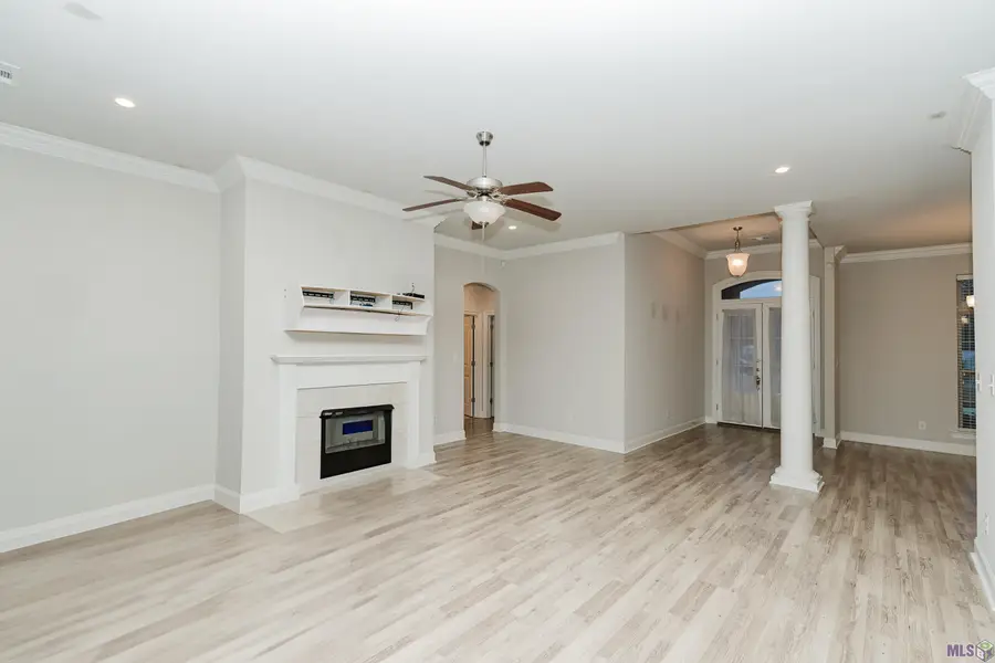 18133 River Landing Dr, Prairieville, LA 70769 - Image #3