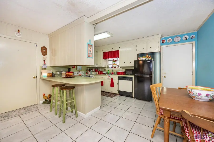 6012 Frederick Dr, Baton Rouge, LA 70817 - Image #2