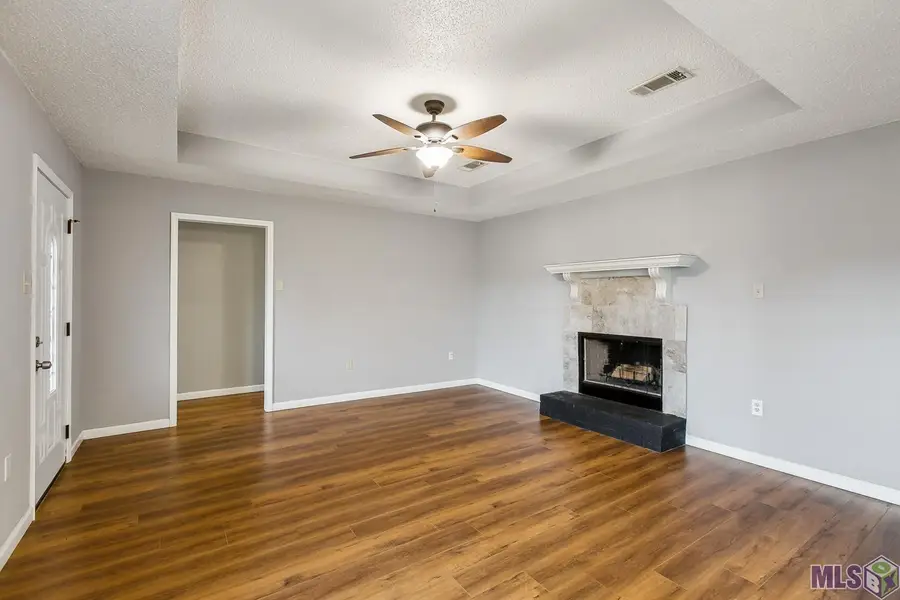 18005 Judith Dr, Zachary, LA 70791 - Image #3