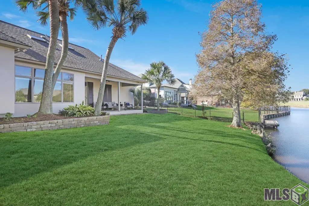 19523 Arcadian Shores Ave, Saint George, LA 70809 - Image #1