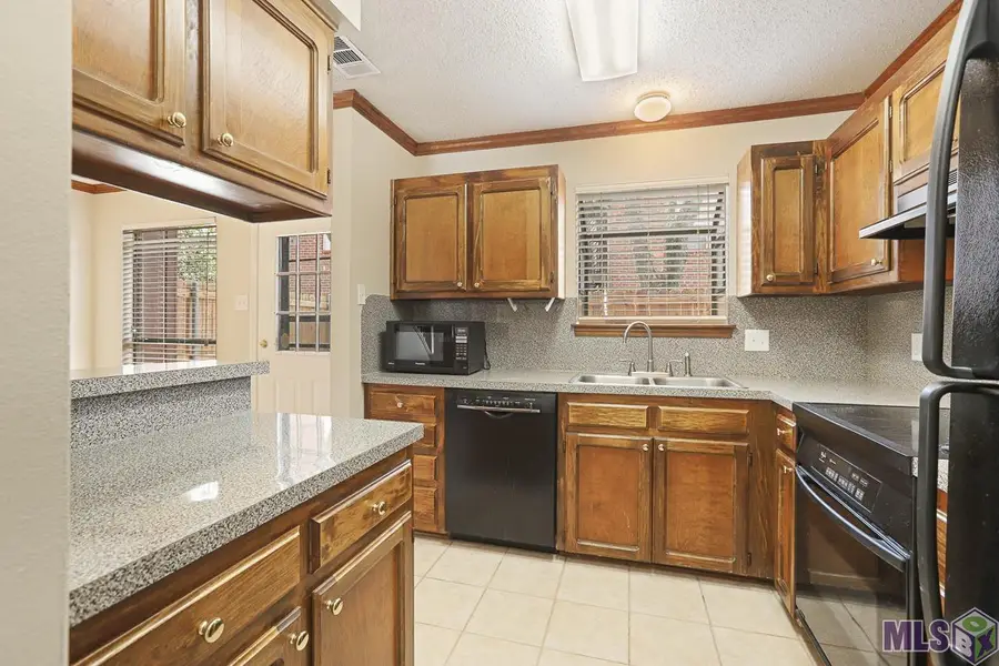 928 Ridgepoint Ct #9-A, Baton Rouge, LA 70810 - Image #3