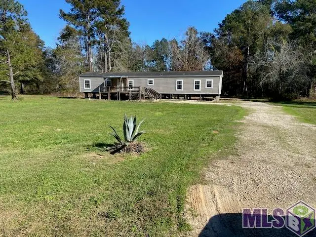 39820 Applewood Dr, Denham Springs, LA 70706 - Image #1