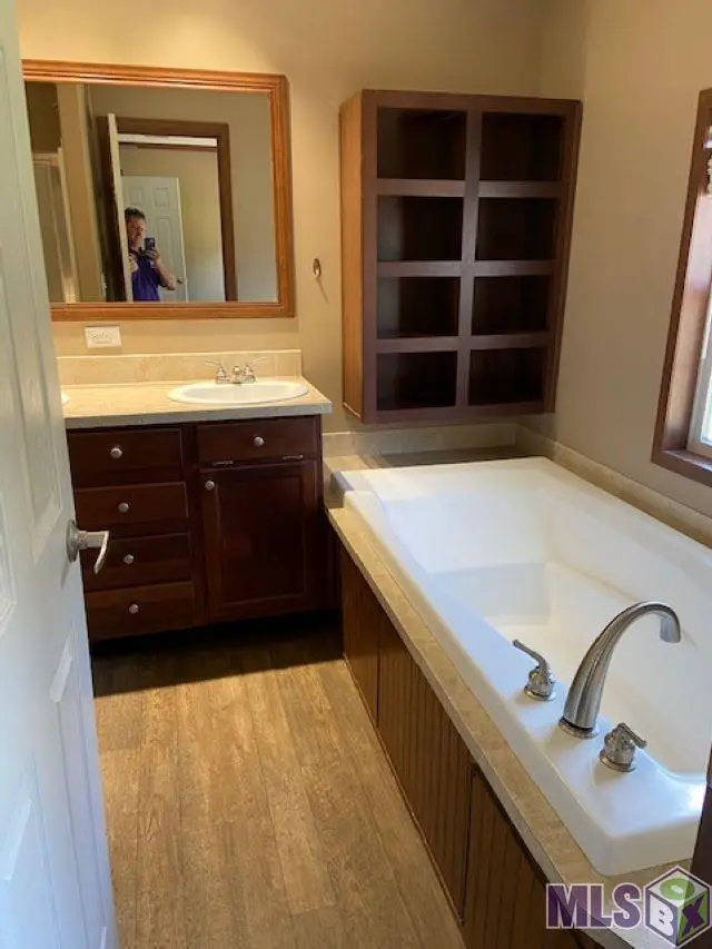 39820 Applewood Dr, Denham Springs, LA 70706 - Image #3