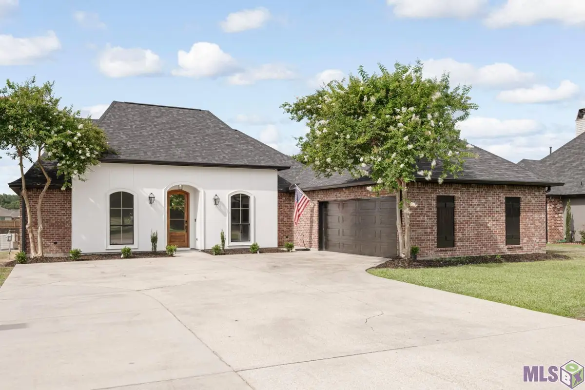 10144 Garden Oaks Ave, Denham Springs, LA 70706 - Image #1