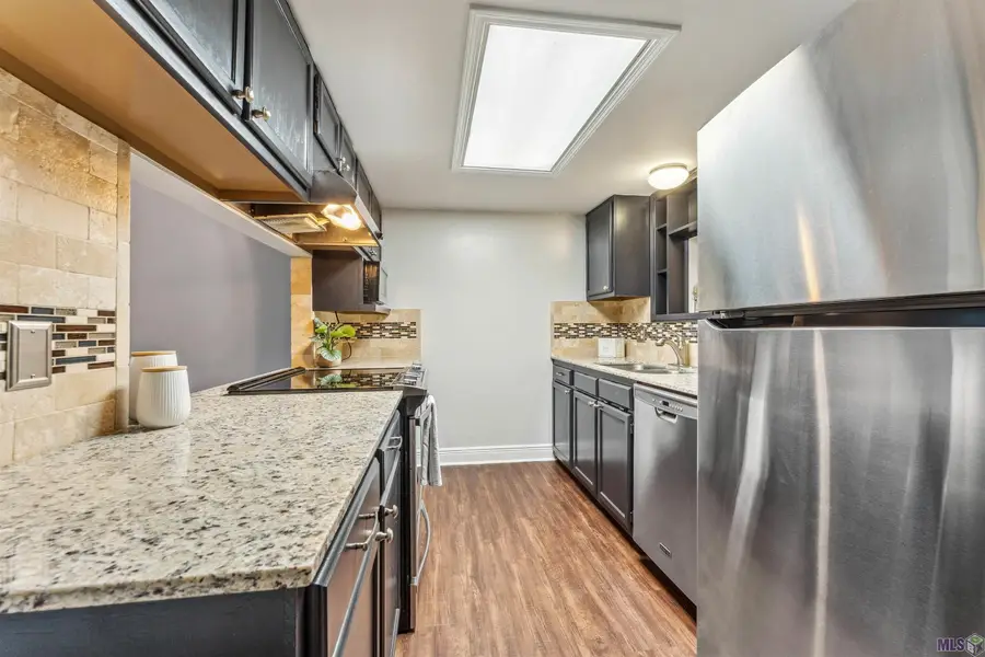 4151 Jefferson Woods Dr, Baton Rouge, LA 70809 - Image #2