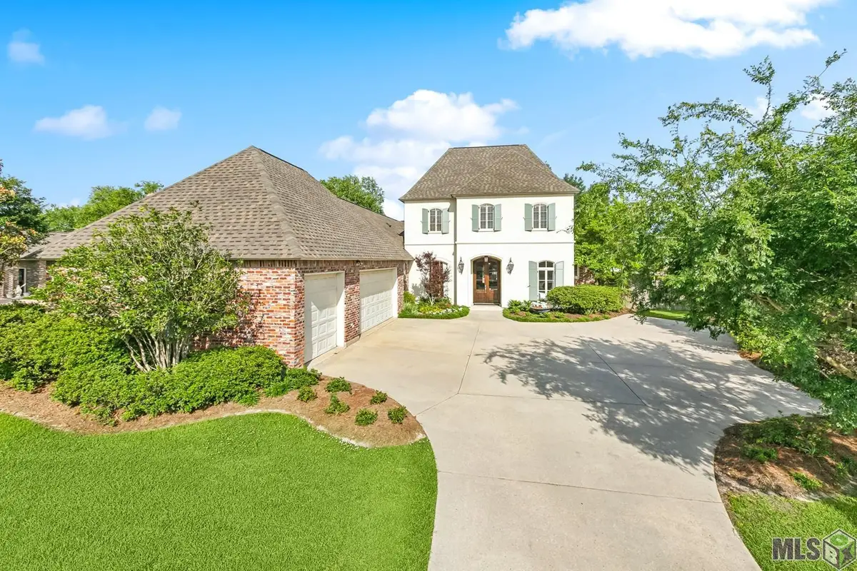 10321 N Lake Estates Ave, Baton Rouge, LA 70810 - Image #1
