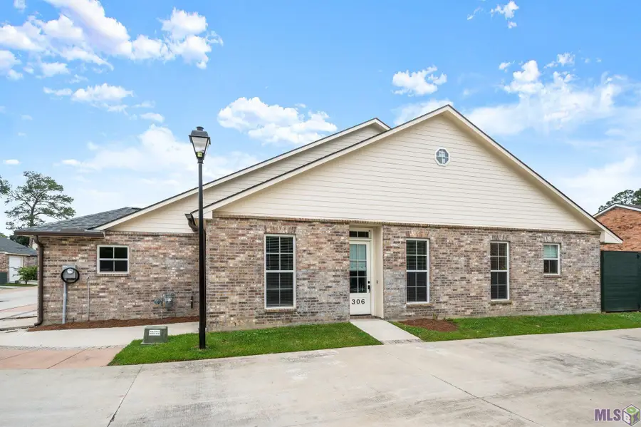 306 Saint Thomas Ln, Baton Rouge, LA 70806 - Image #2