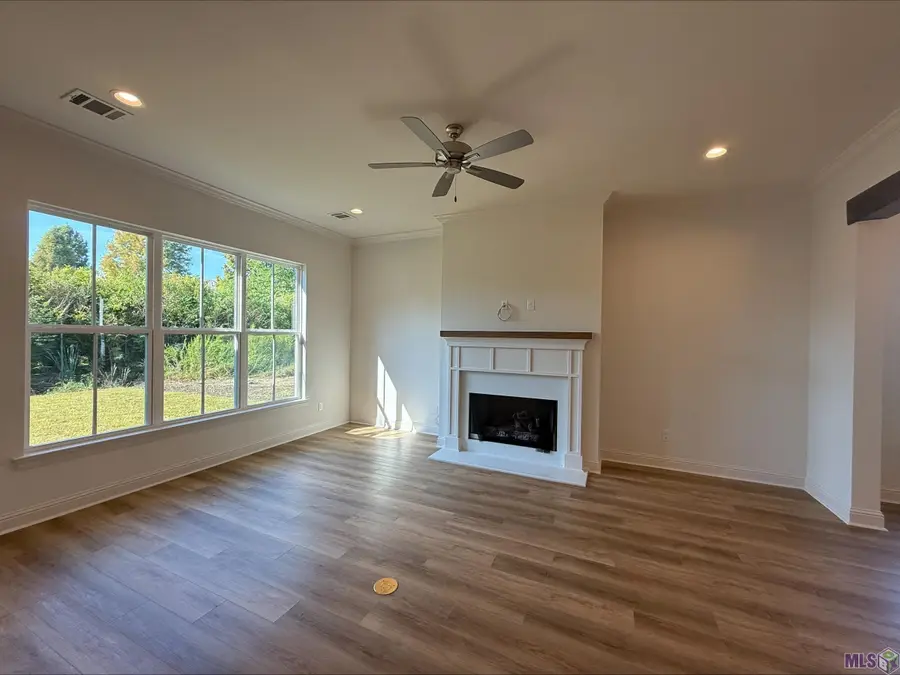 2711 Shore Side Avenue, Baton Rouge, LA 70810 - Image #2