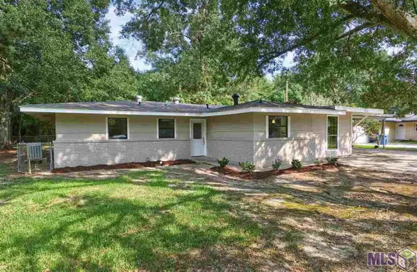 2060 S Woodcrest St, Denham Springs, LA 70726