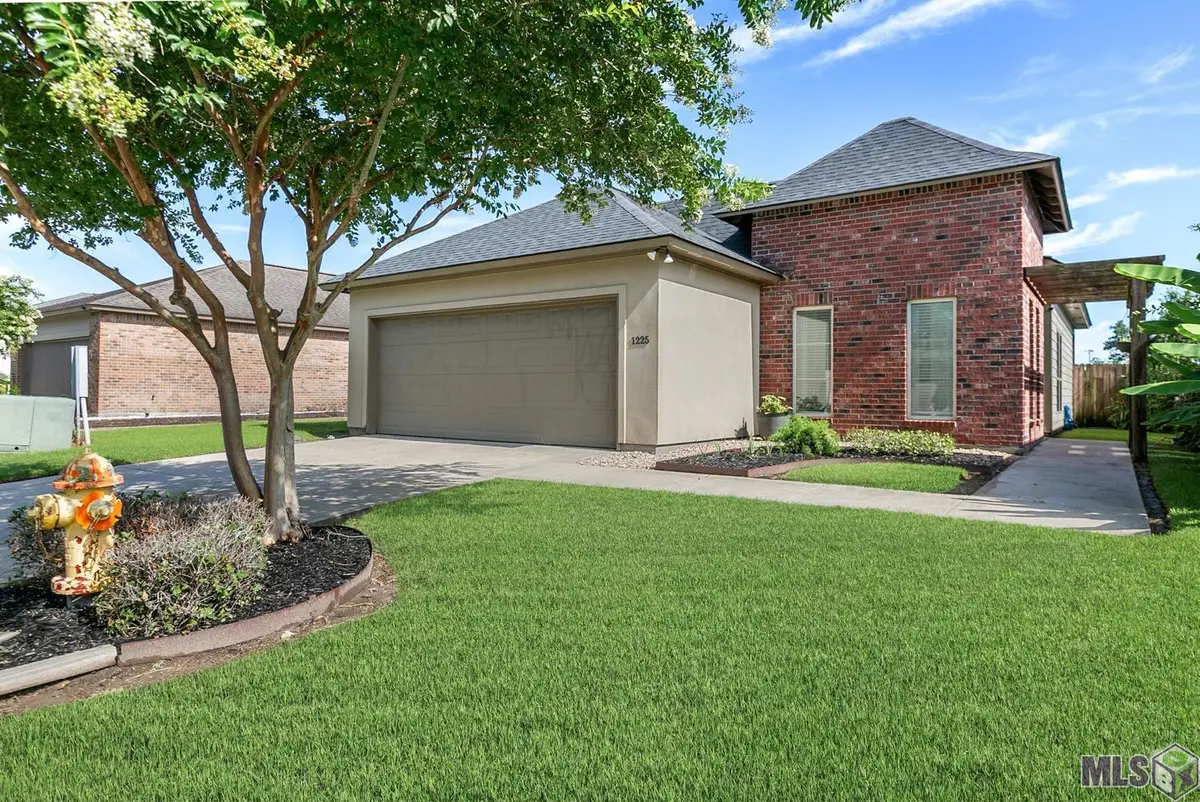 1225 Madrid Ave, Saint Gabriel, LA 70776 - Image #1