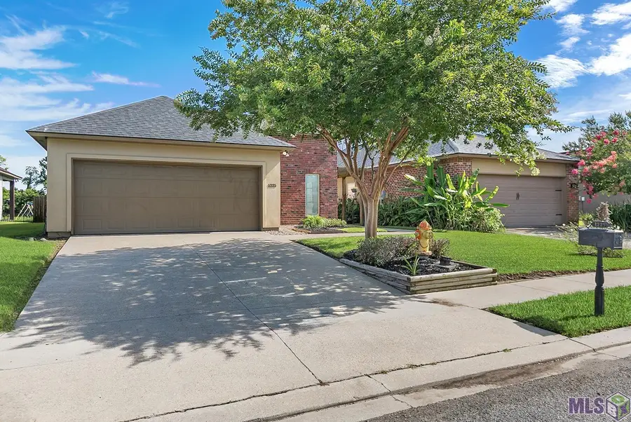 1225 Madrid Ave, Saint Gabriel, LA 70776 - Image #3