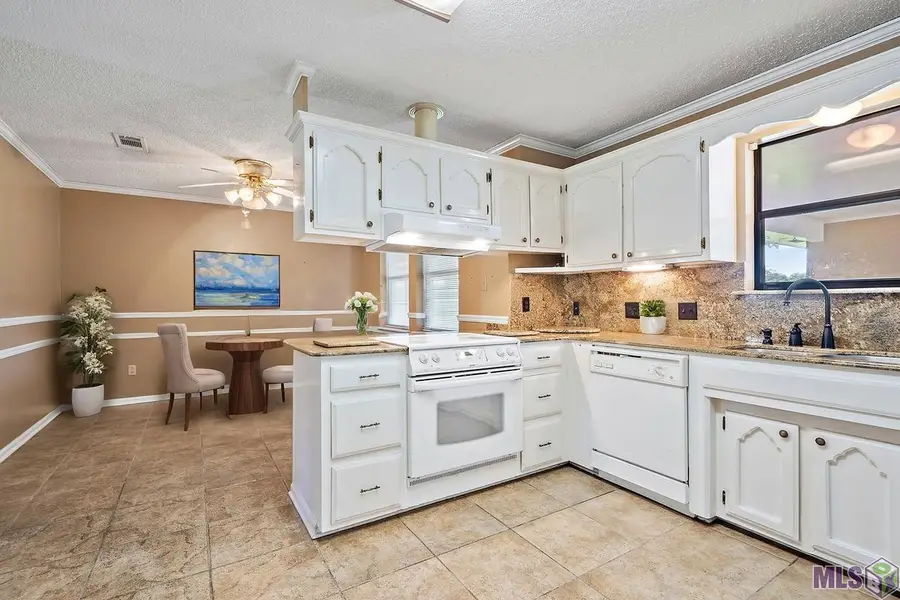3453 39th St, Zachary, LA 70791 - Image #2
