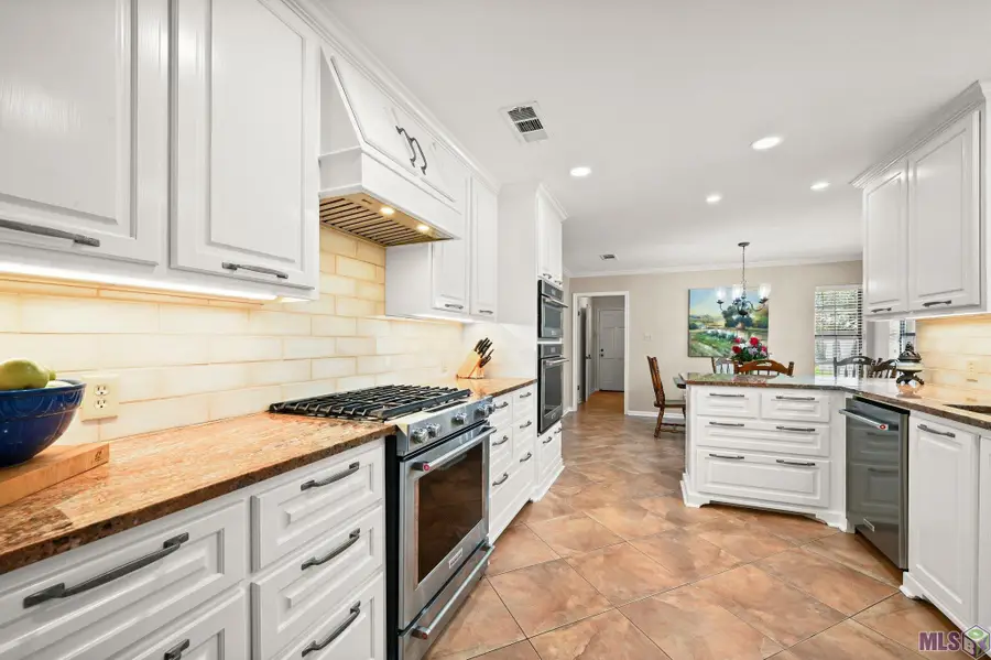 12114 Oakshire Ave, Baton Rouge, LA 70810 - Image #3