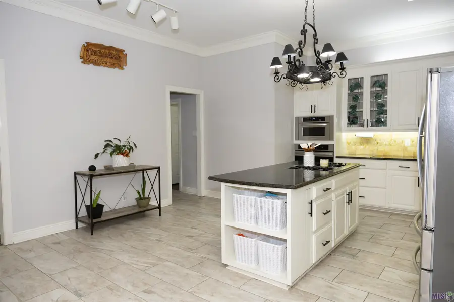 15493 Therese Ct, Prairieville, LA 70769 - Image #3