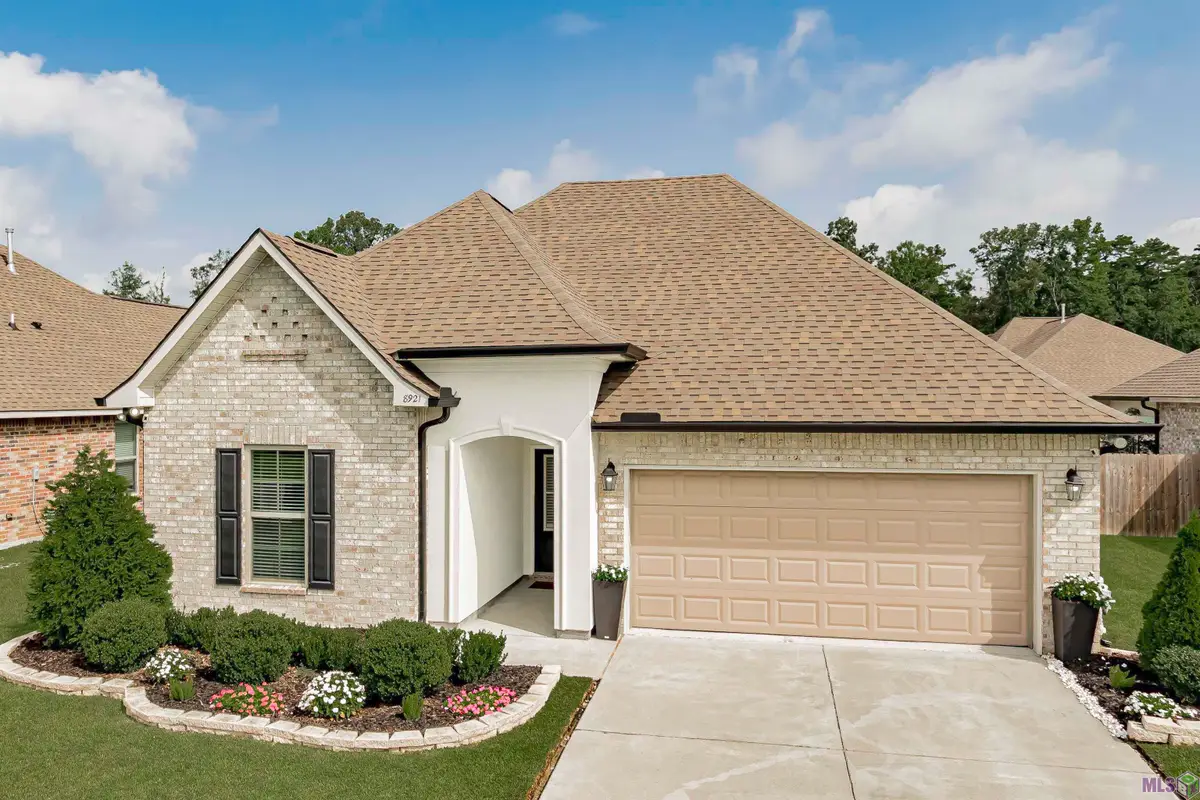 8921 Dalwood Dr, Denham Springs, LA 70726 - Image #1