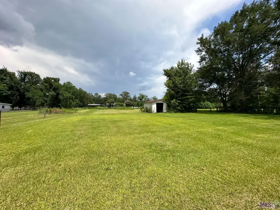 13352 Adam Templet Rd, Gonzales, LA 70737 - Image #3