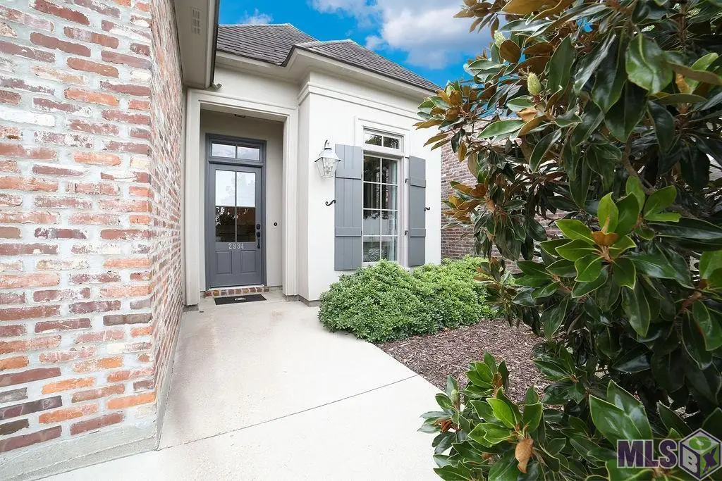 2934 Cresthaven Ave, Baton Rouge, LA 70810 - Image #1
