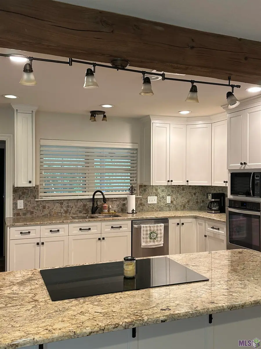 622 Riverview Dr, Baton Rouge, LA 70816 - Image #3