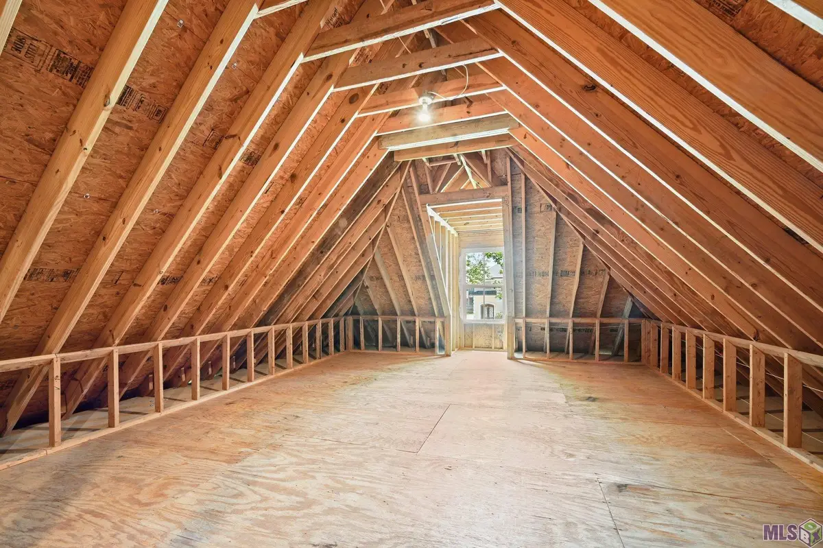 15233 Summer Park Ln, Baton Rouge, LA 70817 - Image #1