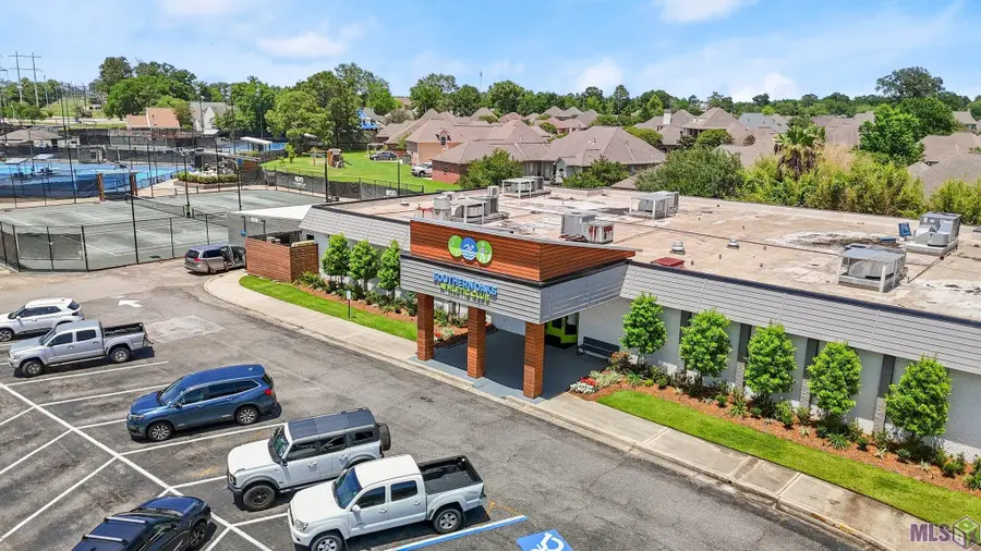 15233 Summer Park Ln, Baton Rouge, LA 70817 - Image #3