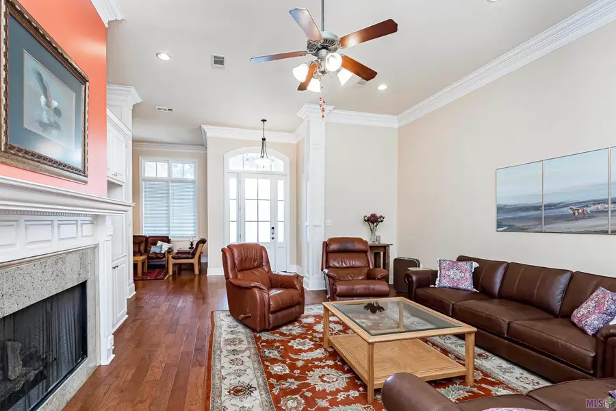 36114 Bluff Oaks Ave, Prairieville, LA 70769 - Image #3