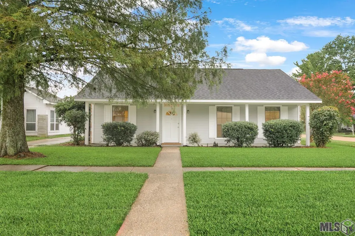 787 Hadley Dr, Baton Rouge, LA 70820 - Image #1
