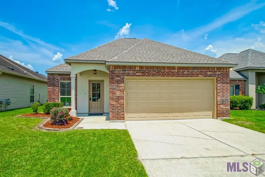 11441 Ashwood Ct, Denham Springs, LA 70726 - Image #2