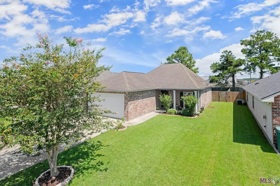 25421 Black Lake Ave, Livingston, LA 70754 - Image #2