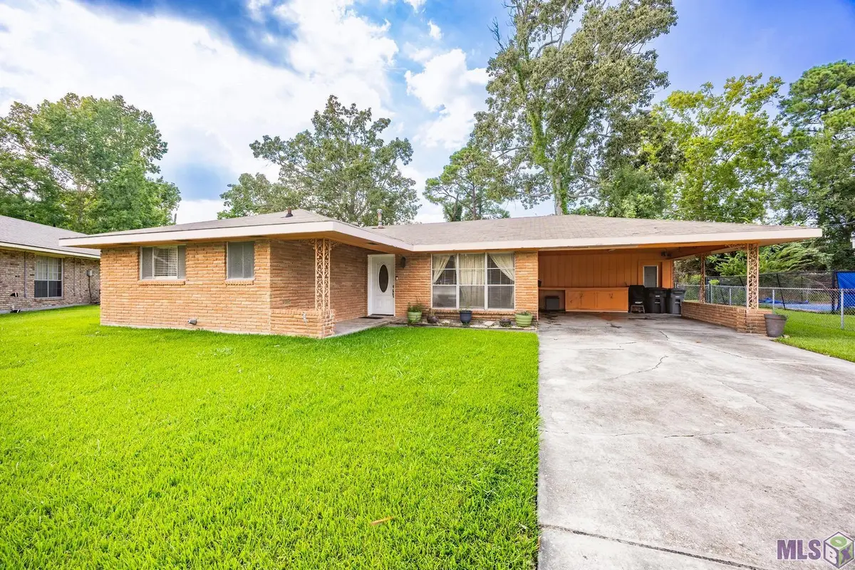 8221 Queenswood Ct, Baton Rouge, LA 70806 - Image #1