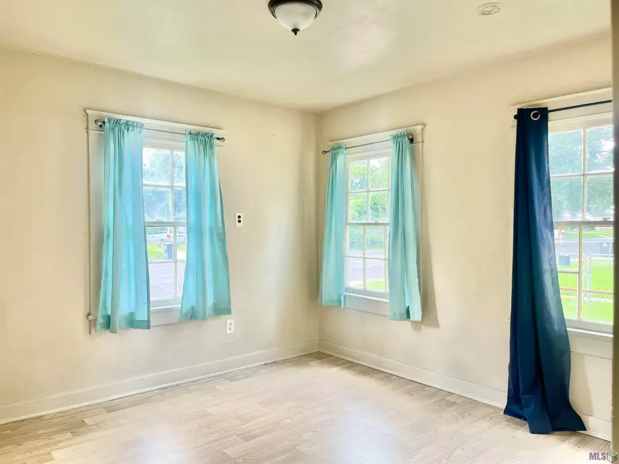 2908 N Foster Dr, Baton Rouge, LA 70805 - Image #3