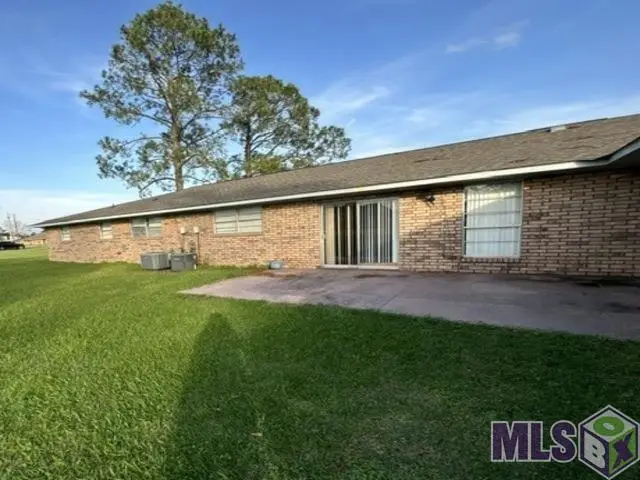2121 S John, Gonzales, LA 70737 - Image #2
