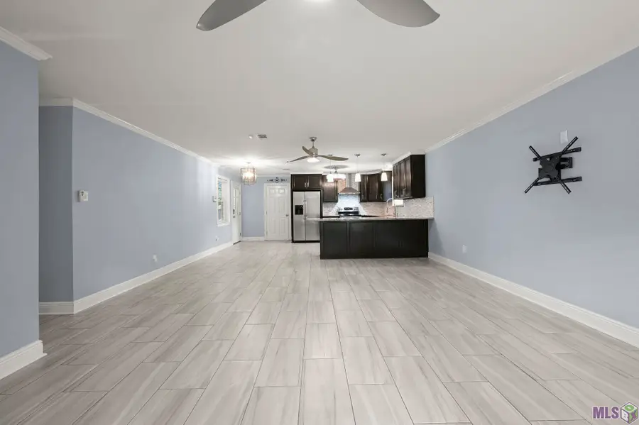 9168 Shadow Bluff Ave, Denham Springs, LA 70726 - Image #3