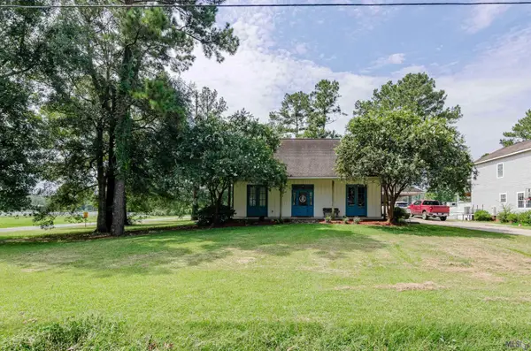 43183 Norwood Rd, Gonzales, LA 70737