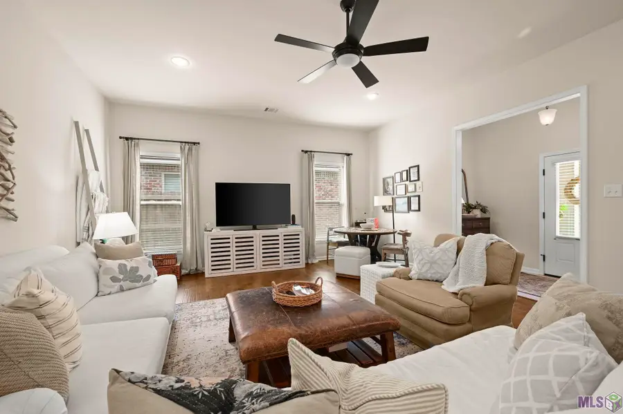 6429 Blue Rose Dr, Baton Rouge, LA 70817 - Image #2
