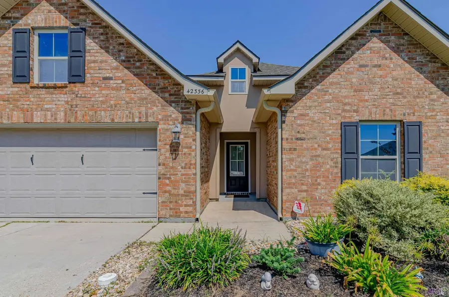 42336 Marblestone Ave, Prairieville, LA 70769 - Image #2