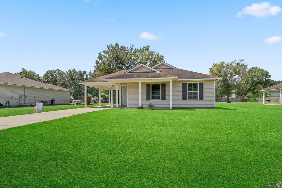 48295 Labonte Ln, Tickfaw, LA 70446 - Image #1