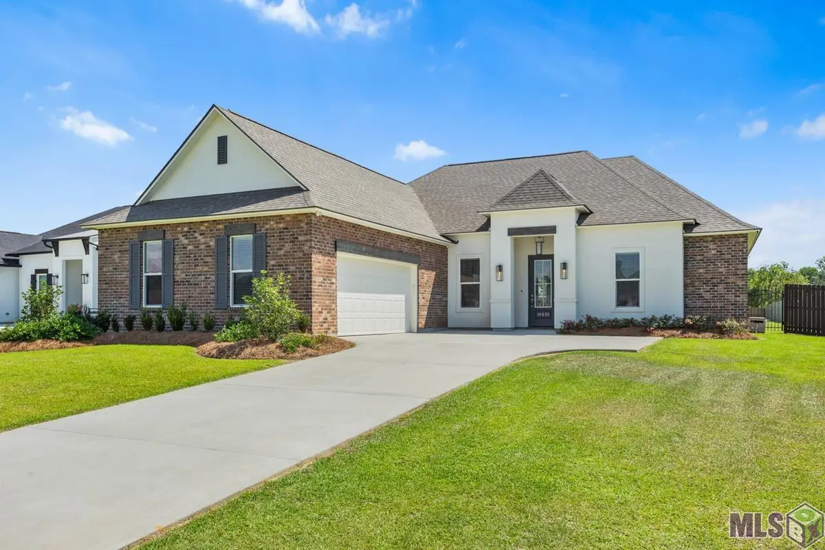 10233 Oak Colony Blvd, Baton Rouge, LA 70817 - #1