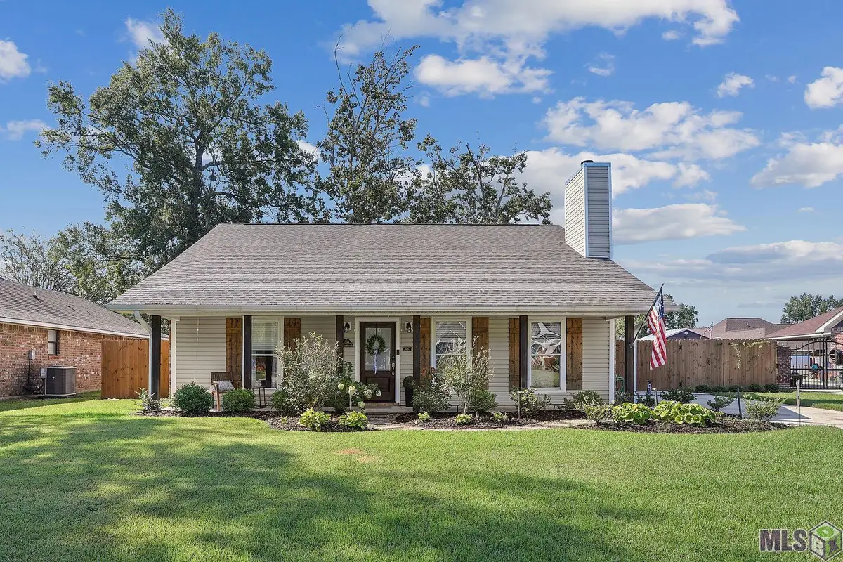 1508 Weeping Willow Dr, Denham Springs, LA 70726 - Image #1