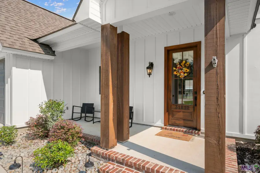 31812 Old River Rd, Denham Springs, LA 70726 - Image #2