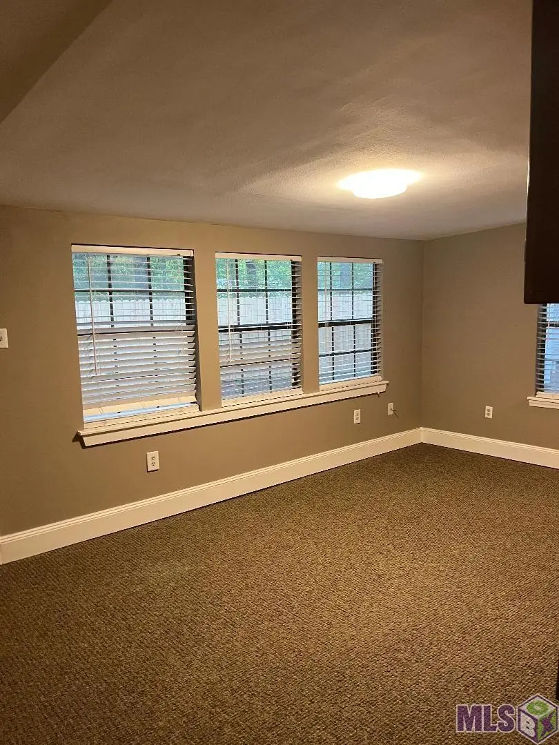 7736 River Ridge Dr, Denham Springs, LA 70726 - Image #2