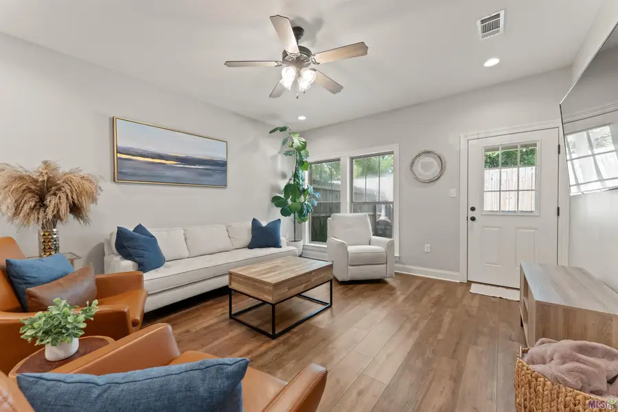 9900 Country Club Dr #9c, Denham Springs, LA 70726 - #2