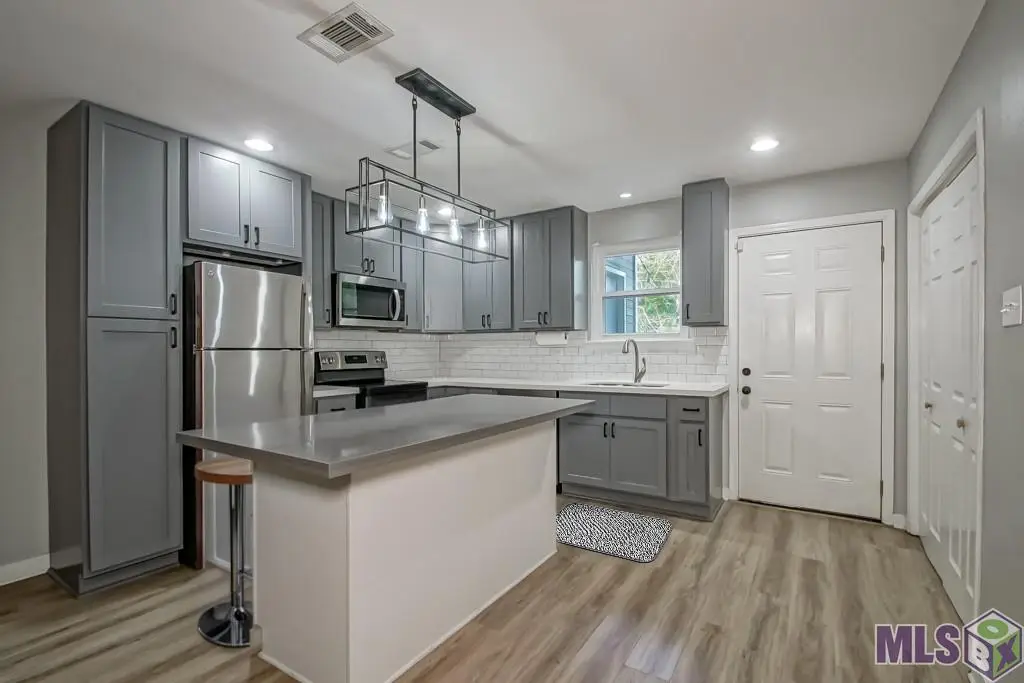 86 Stokes Ct, Baton Rouge, LA 70808 - Image #1