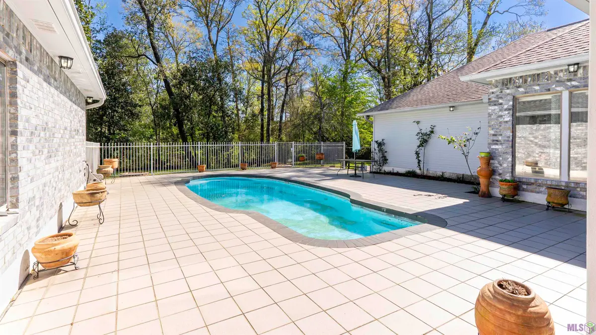1139 Marc Antony Dr, Baton Rouge, LA 70816 - Image #1