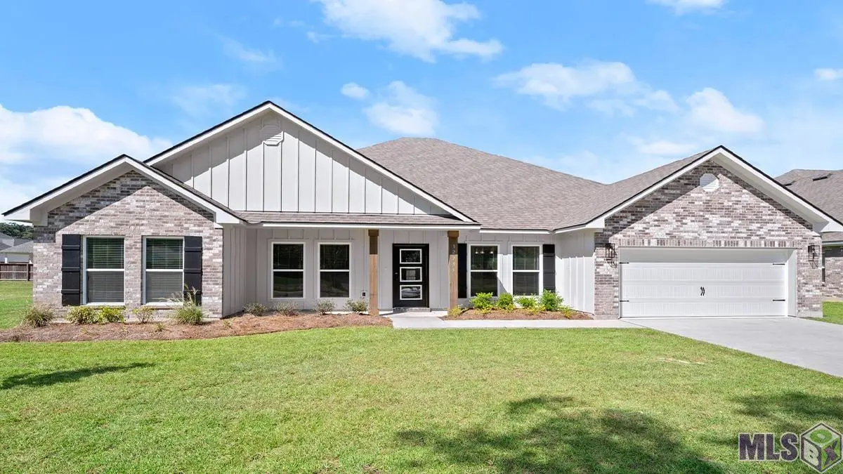 1335 Sawmill Dr, Central, LA 70818 - Image #1