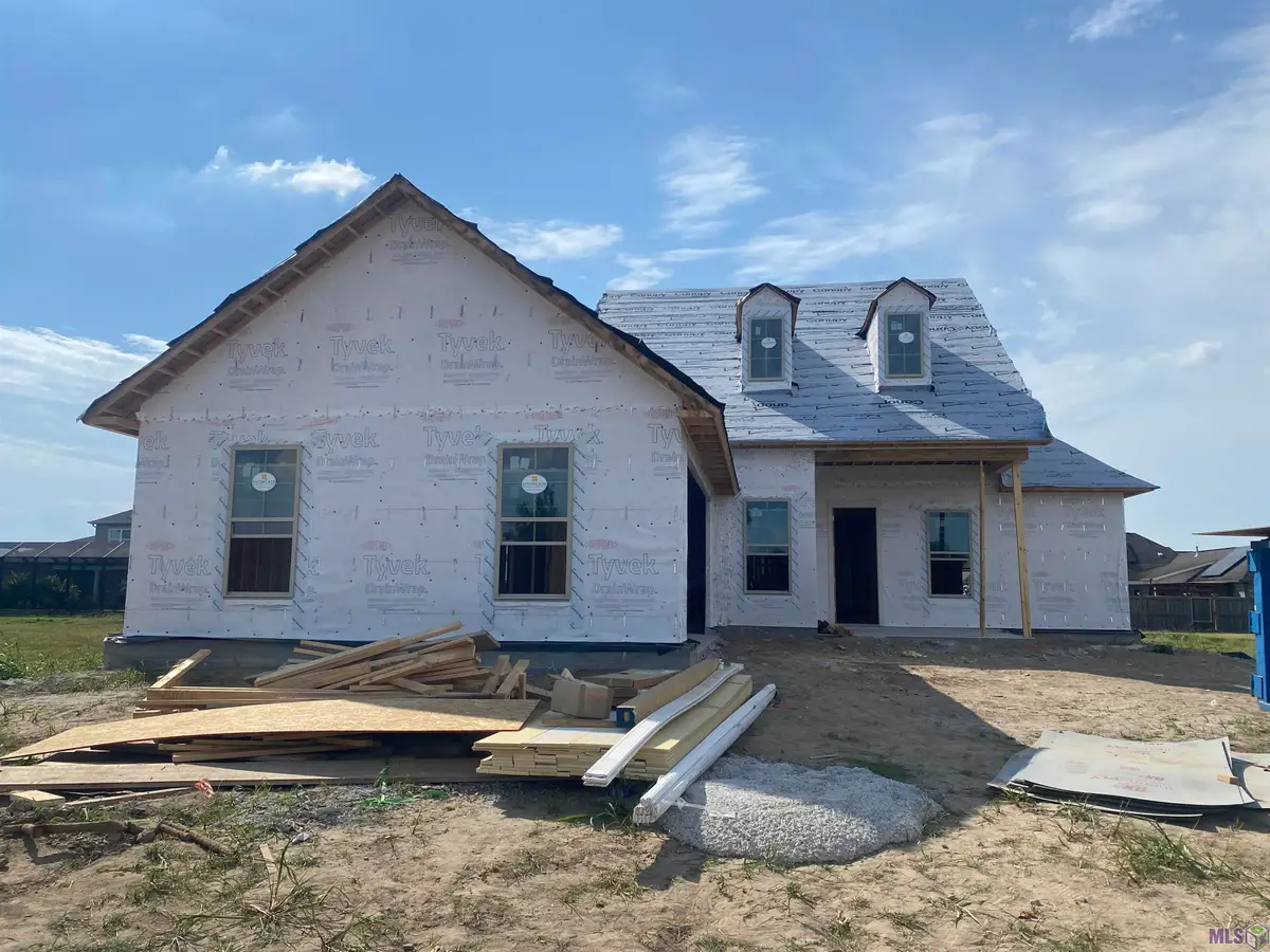 304 Sophia Drive, Luling, LA 70070 - Image #1