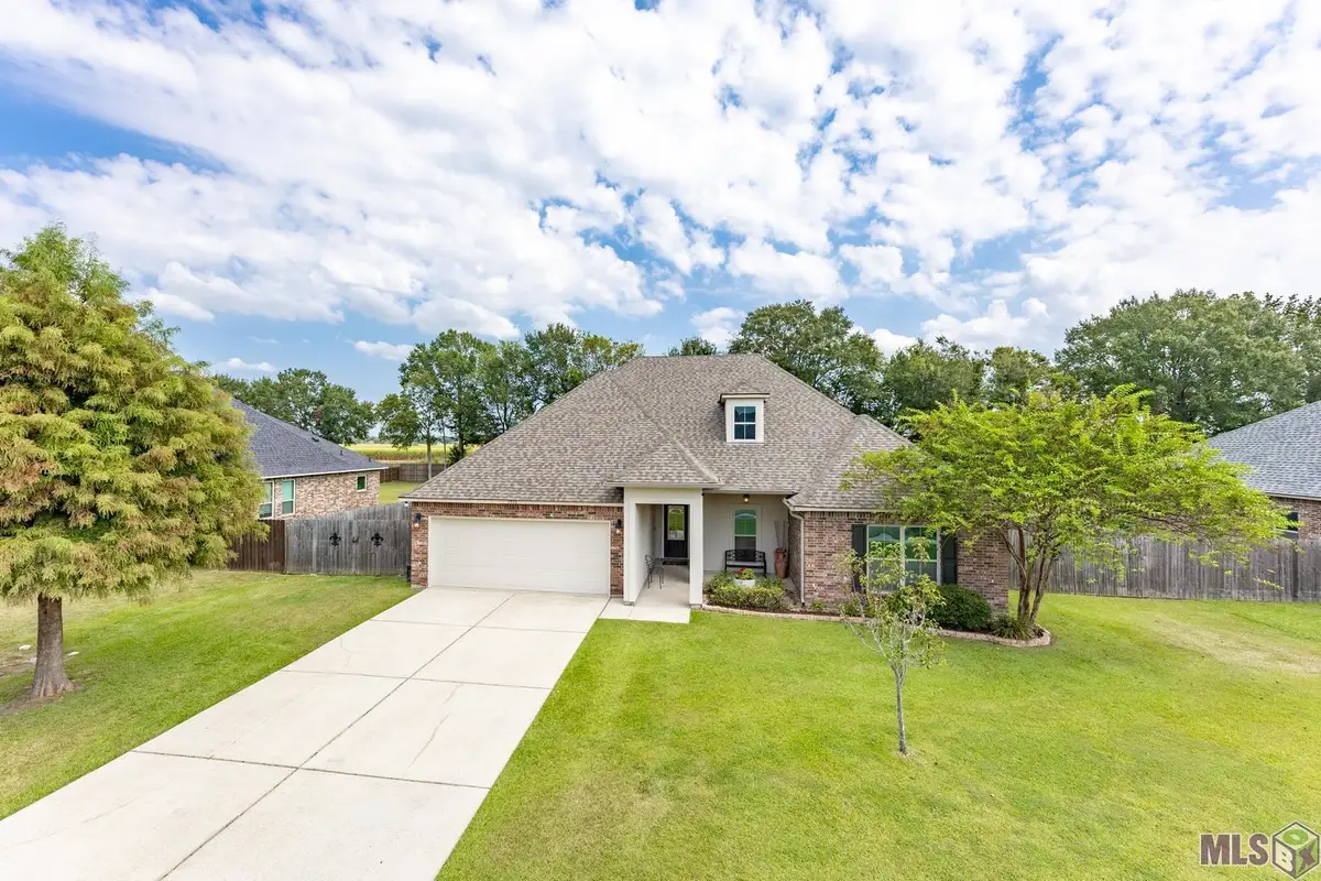 2508 Orleans Quarters Dr, Brusly, LA 70719 - Image #1