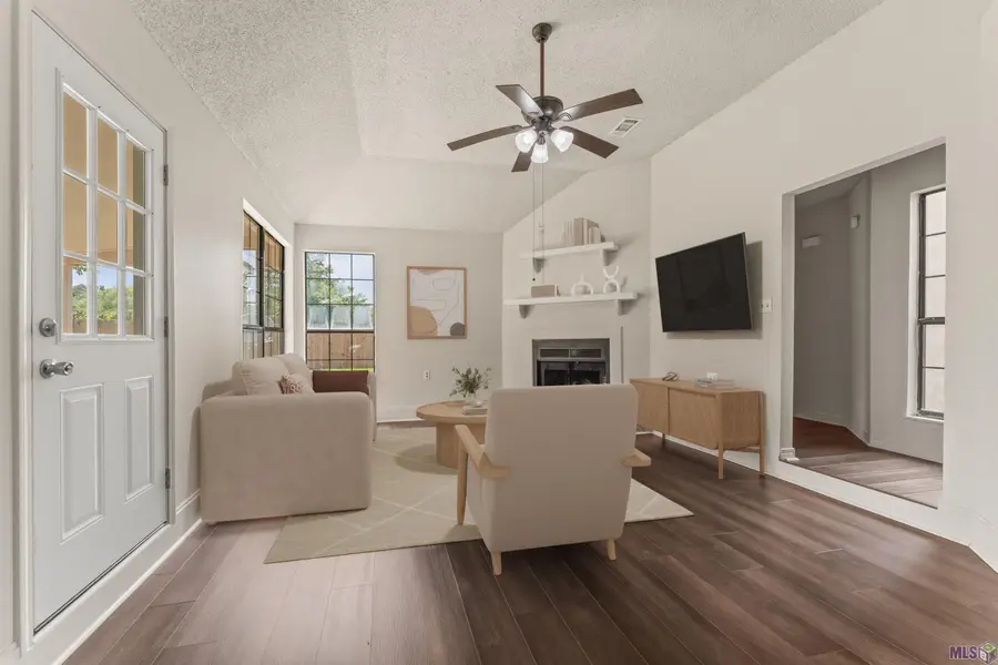 2477 Creekside Dr, Baton Rouge, LA 70810 - Image #3