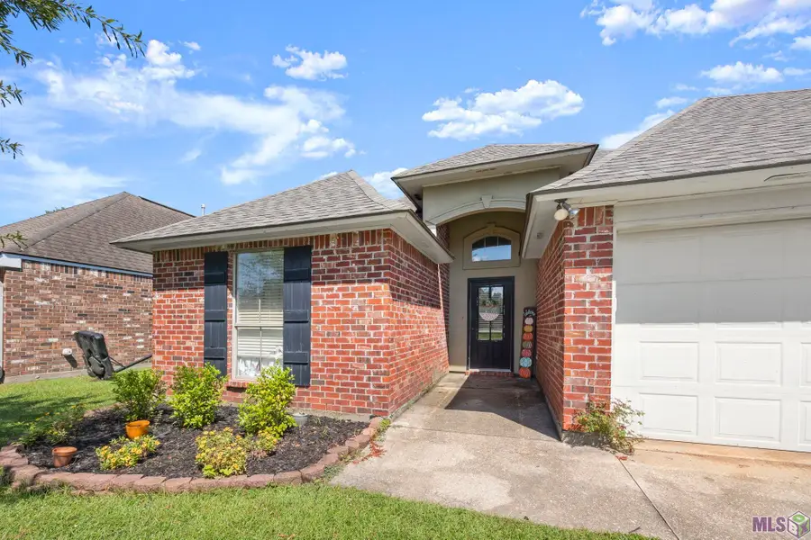 37040 Rivergate Ave, Geismar, LA 70734 - Image #2